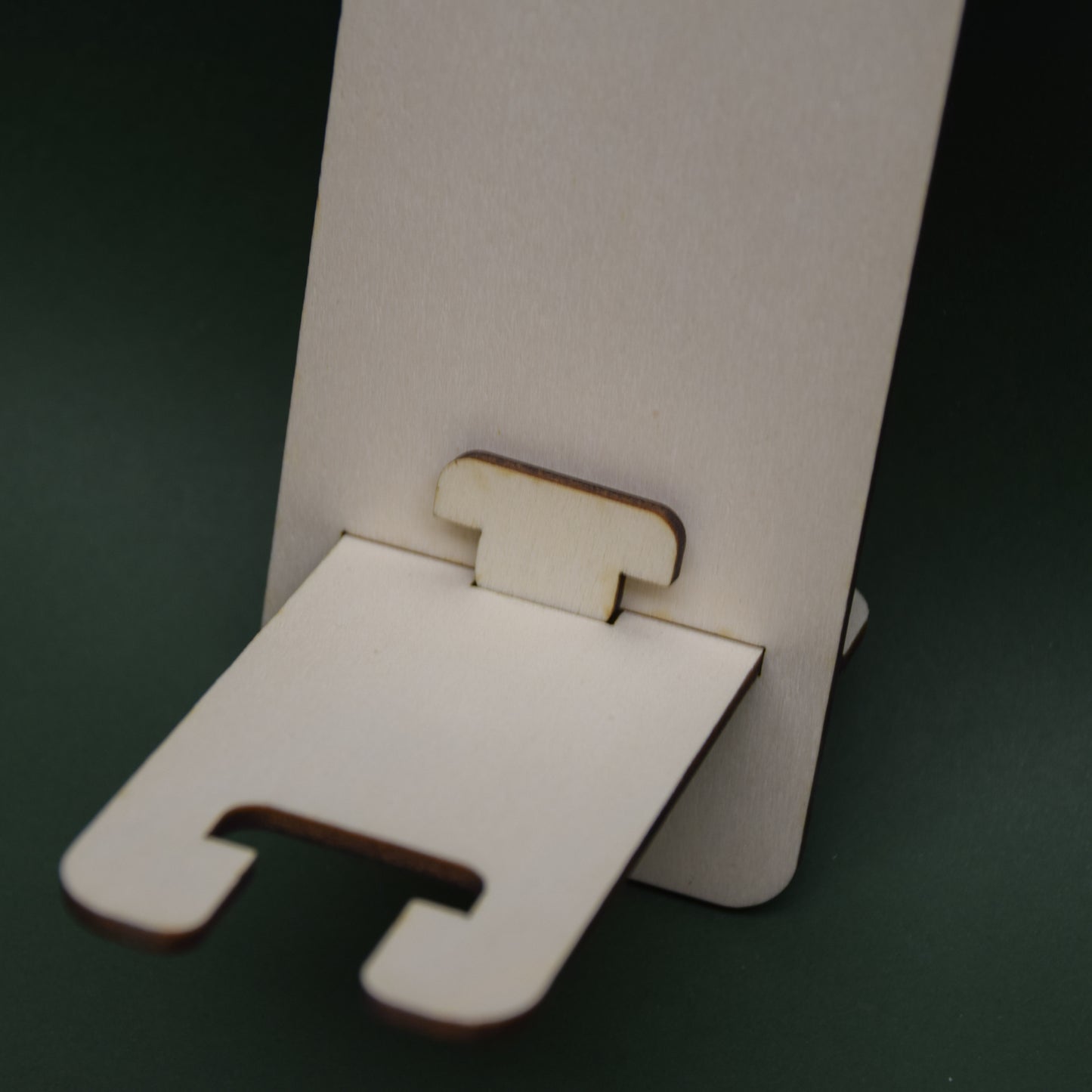 Supporto per telefono in legno